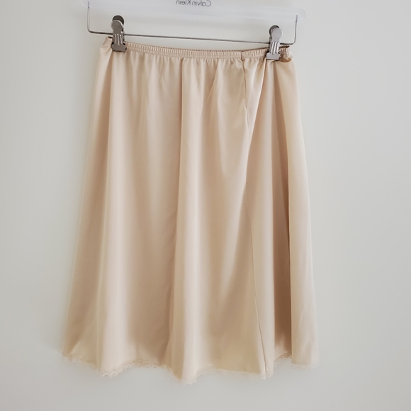 VTG Vanity Fair Slip - Picture 2 of 7